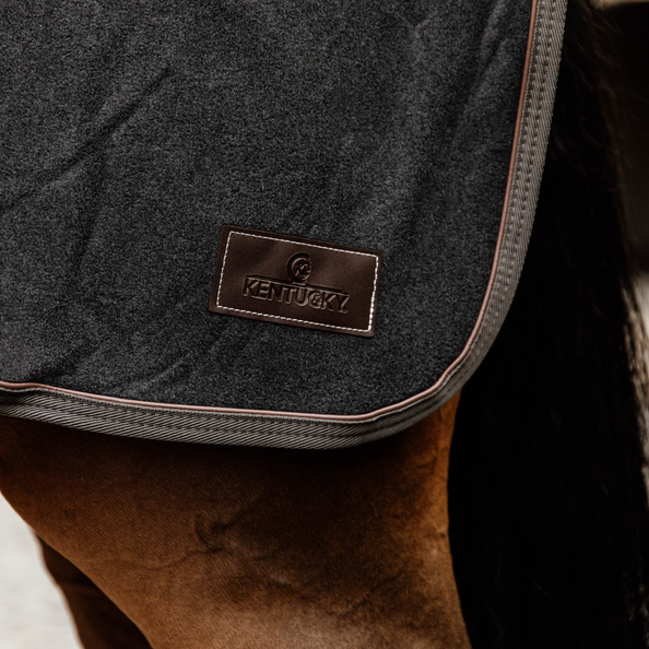 kentucky-horsewear-rugs-riding-rug-heavy-fleece-grey-1-a929523bbdd099ba1a676b6771a9e673-article-photobook-m