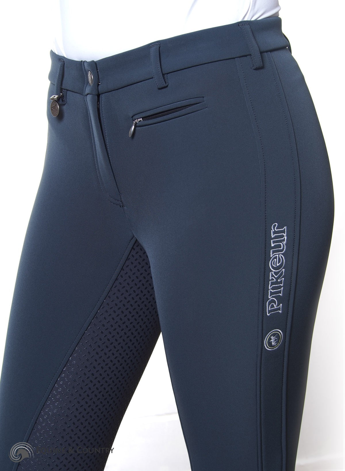 lucinda_grip_softshell_2