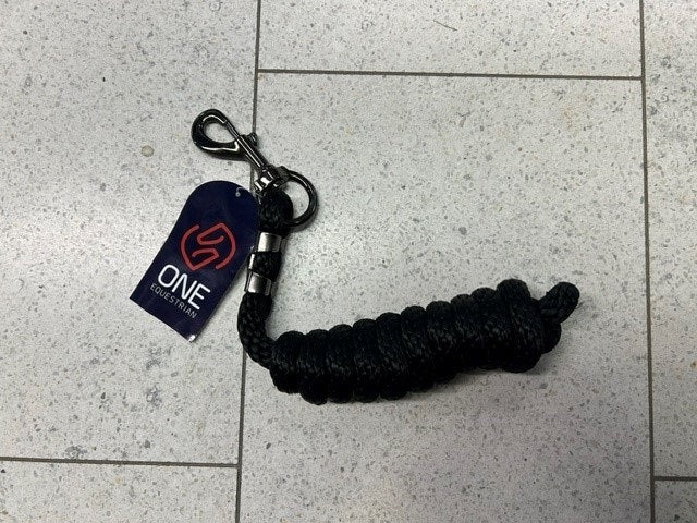 One Equestrian Strick - schwarz